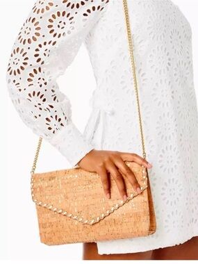 Lilly Pulitzer MADIGAN CORK CLUTCH/Cross Body in Natural & Gold.